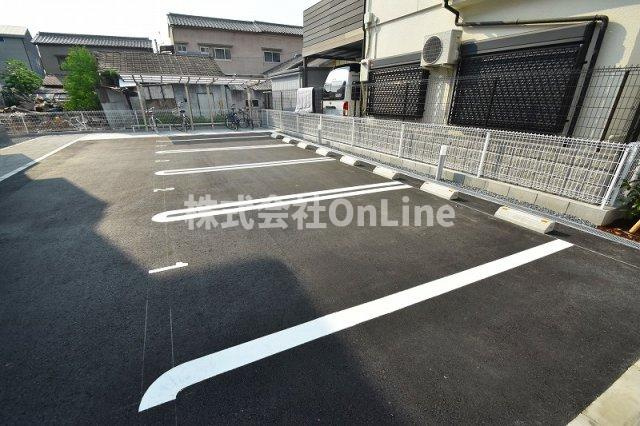 Vier Casa Bの駐車場