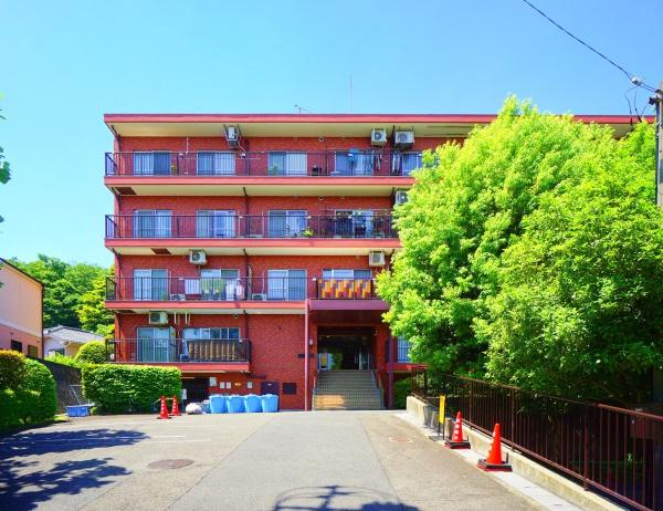 シャンボール西寺尾のその他|レンガ調のマンションです！
管理体制がよく清掃が行き届いています。