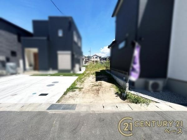 桜井市大字金屋の売地のその他|■現地撮影写真■ 道路との高低差もまったくありません。