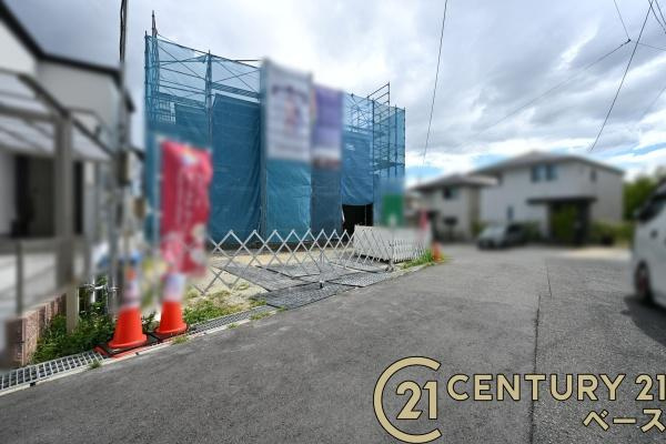 奈良市東登美ヶ丘２丁目の新築一戸建の前面道路含む現地写真|■現地撮影写真■