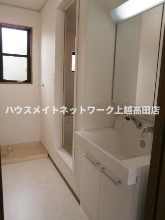 グラン・デ・ハイツ Ｂの独立洗面台|洗髪洗面化粧台