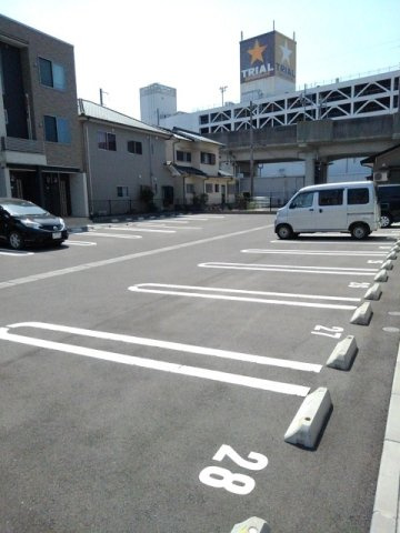 サクラーノ　Ⅱの駐車場