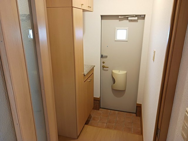 プラシードピアッツァⅣの玄関