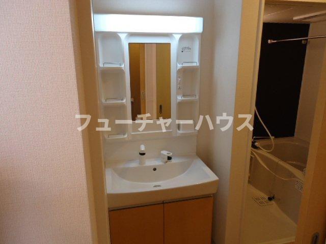 グリーン・ローズ　壱番館の洗面所|洗髪洗面化粧台