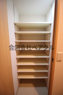 【収納】 | ジョイシティ二条城前 | 収納のためのスペースです