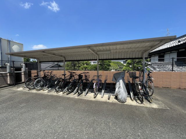 ファーネスト野間大池ガーデンテラスのその他共用部分|自転車置き場