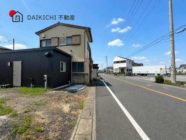 【前面道路含む現地写真】 | 羽生市大字上新郷　中古戸建