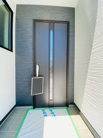 よかタウン／合志市御代志13期／２号棟の玄関