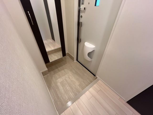 プランドール豊町の玄関