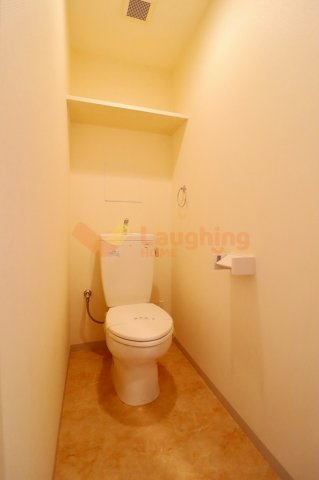 アドラシオンのトイレ|トイレです