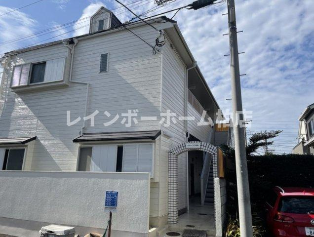 担当エリアのルームアドバイザーが直接対応いたしますのエントランス|建物の内部です