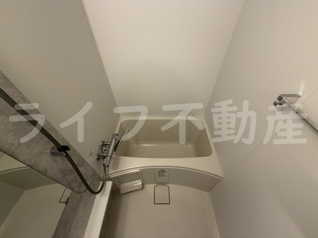 エスリード大阪イーストエッジの浴室