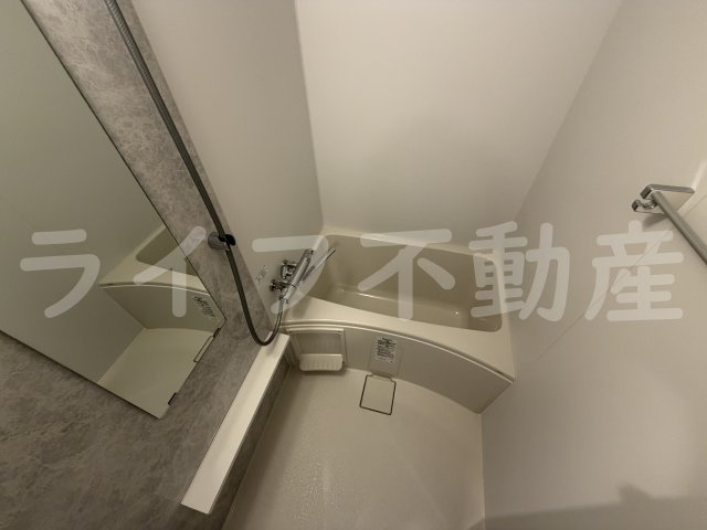 エスリード大阪イーストエッジの浴室