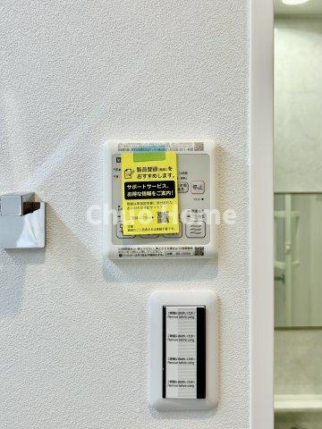 ライオンズプラザ西葛西の内装|【浴室乾燥機】暖房・冷風・換気・乾燥が可能です。毎日を快適に過ごせるうれしい機能が揃っています。雨の日の洗濯物も安心です。