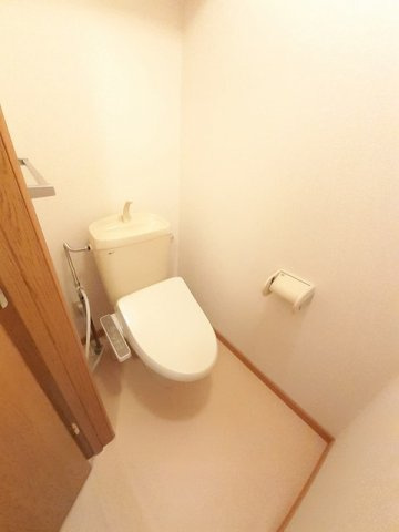ジュネス９９Ａのトイレ|シンプルで使いやすいトイレです