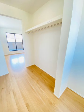 よかタウン／大津町引水8期／８号棟の収納