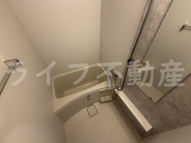 エスリード大阪イーストエッジの浴室