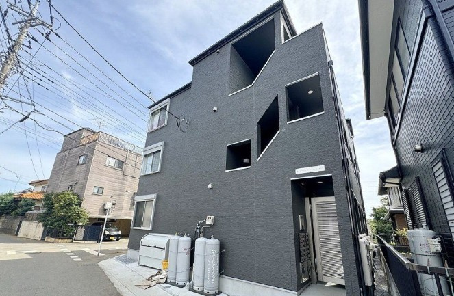 カインドネスみずほ台Ｎｏｒｔｈのエントランス