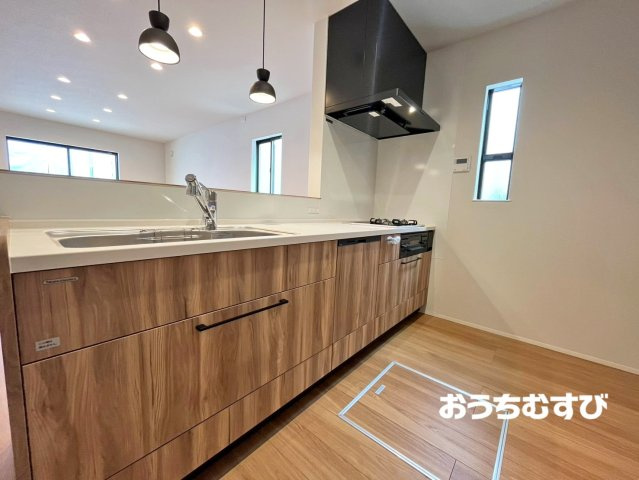 尾張旭市南原山町3期(全6棟)のキッチン