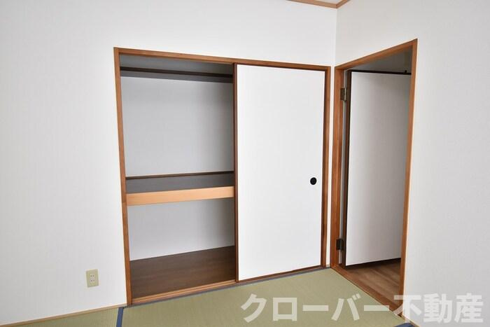 フォブール福岡の収納|押入