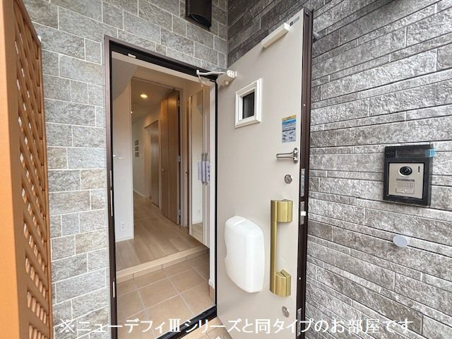 【玄関】出花１丁目アパート