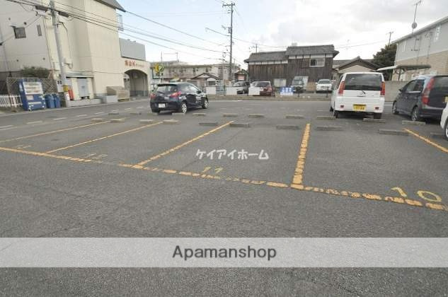 桂マンションⅡの駐車場