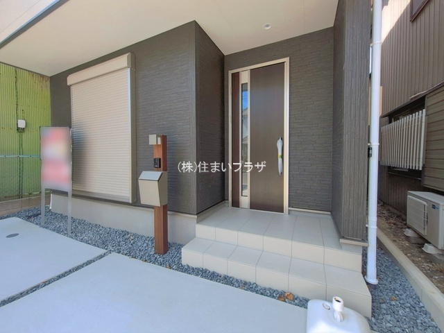 仲介手数料無料）津島市喜楽町の玄関|収納もある玄関です