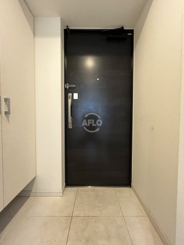 S-RESIDENCE新大阪WESTの玄関|S-RESIDENCE新大阪WEST　玄関