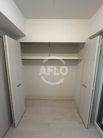 スプランディッド新大阪VIIIの収納|クローゼット