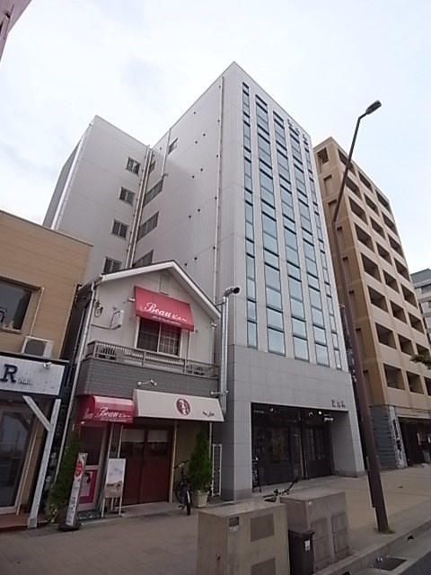 レジデンス富久寿の外観|おしゃれな外観です