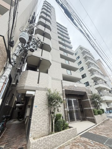 プレステージ山手県庁前通りの外観