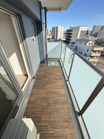 プレサンスDOMECITYコレーレのバルコニー