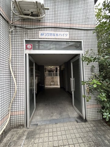 ソシオ塚本ハイツのエントランス