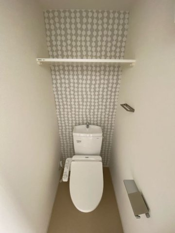 エスリード神戸兵庫駅アクアヴィラのトイレ|シンプルで使いやすいトイレです