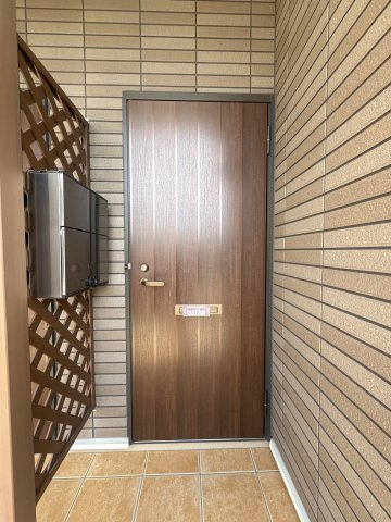 シャンデポワールⅡの玄関