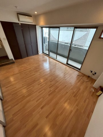 メイピース芦屋の居間・リビング