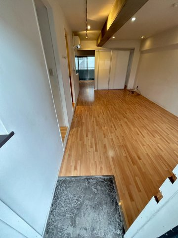 メイピース芦屋の玄関