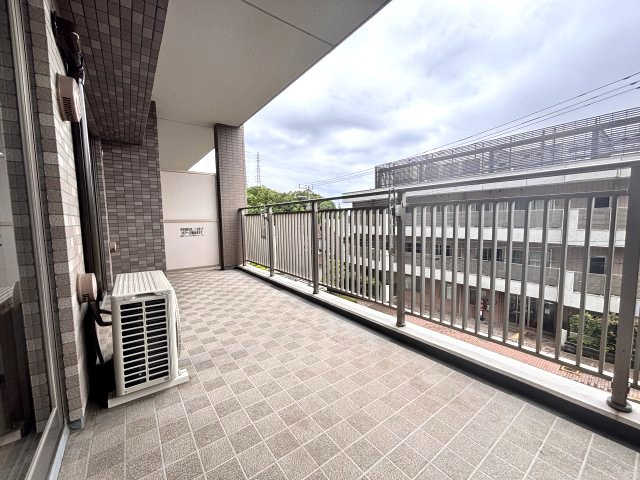 線路から離れており、駅近くながら騒音は少ないです