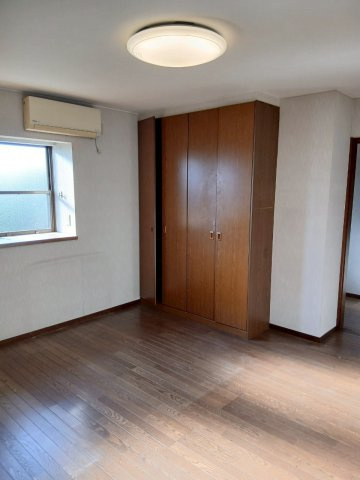 東松山市大字毛塚中古戸建の収納