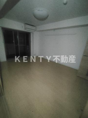 【洋室】 | レオーネ馬込 | 広々とした洋室です