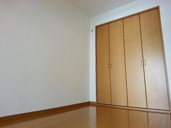マンションプラティーノの収納|別部屋参考写真となります