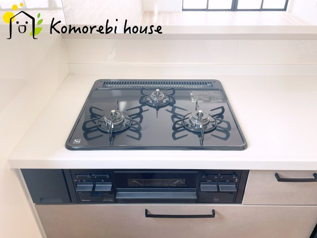 さいたま市見沼区蓮沼　９期　新築一戸建て　LIGARE　01のキッチン|使いやすいキッチンです