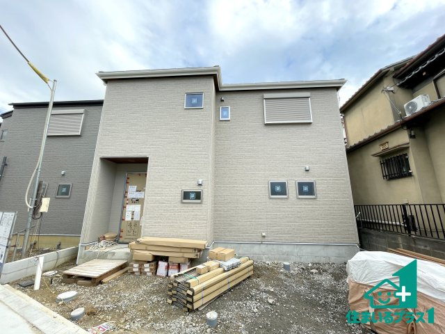 ■枚方市招提大谷　新築一戸建ての外観|現在建築中！落ち着いた街並みで新生活を始めることが出来そう！周辺の物件も併せてご紹介させて頂きます！