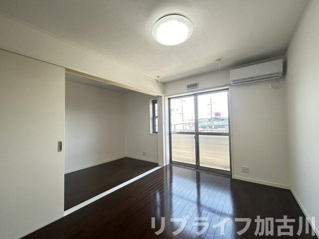 キラーナコートの居間・リビング|205号室参照