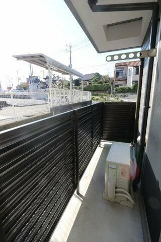 レイエス東習志野のバルコニー