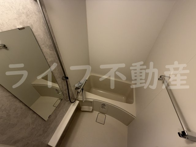エスリード大阪イーストエッジの浴室