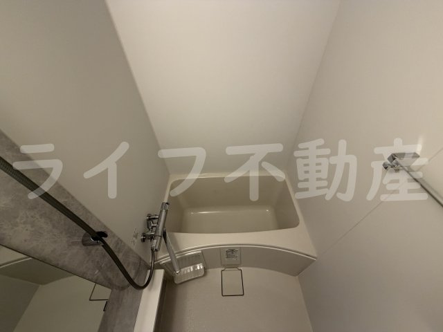 エスリード大阪イーストエッジの浴室