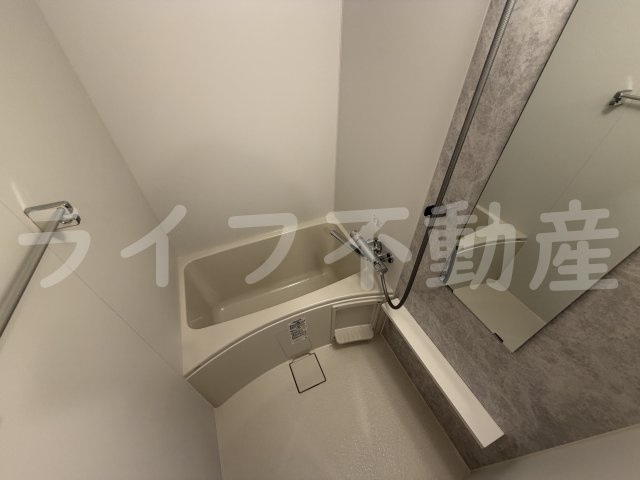 エスリード大阪イーストエッジの浴室