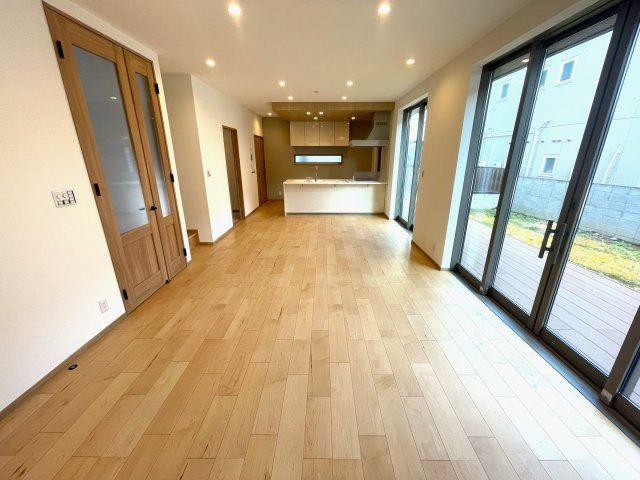 練馬区小竹町1丁目　新築未入居住宅　土地60坪×建物31坪