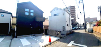【前面道路含む現地写真】 | 府中市新町２丁目　全３棟　１号棟　仲介手数料無料